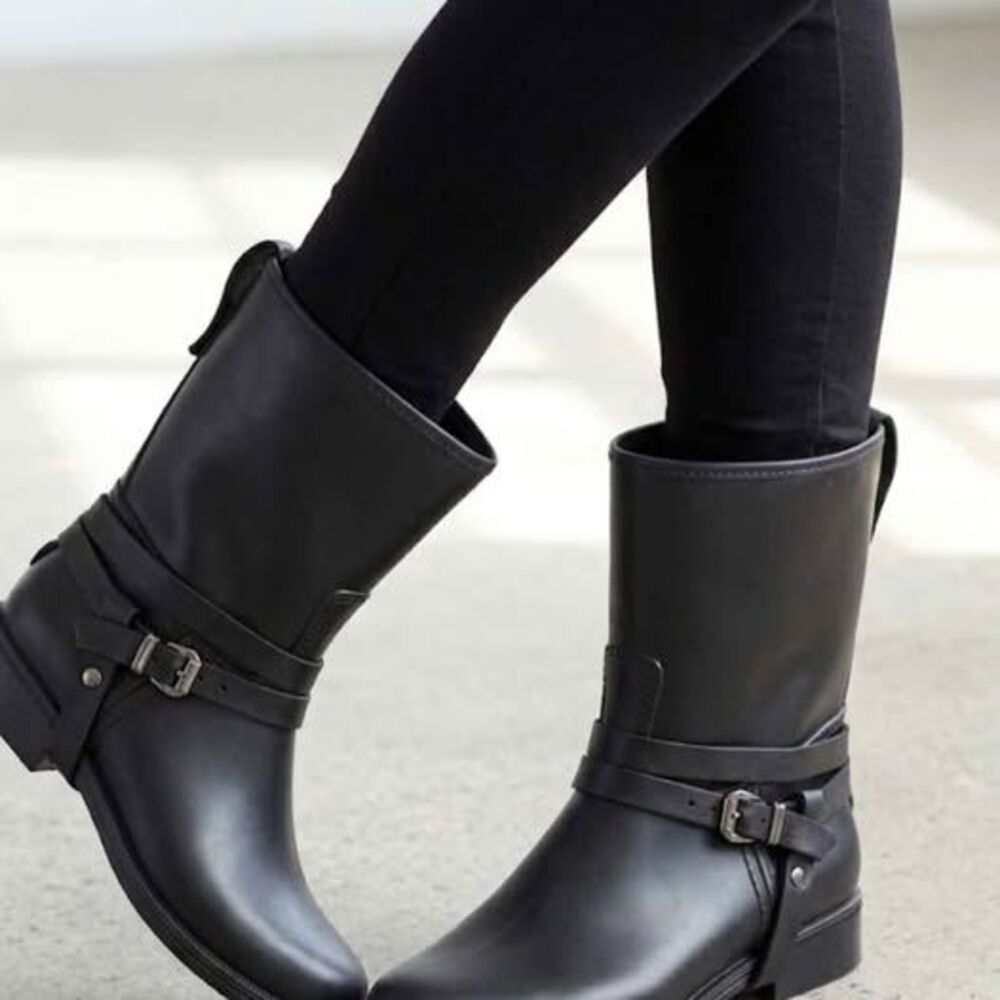 Barney’s New York Black Rubber Moto Rain Boots Women's sz 10.5 (41)